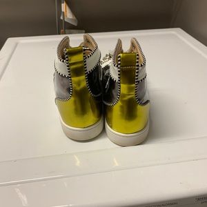 Men’s Red bottom sneakers